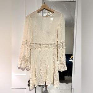 Boho flared sleeve lace dress